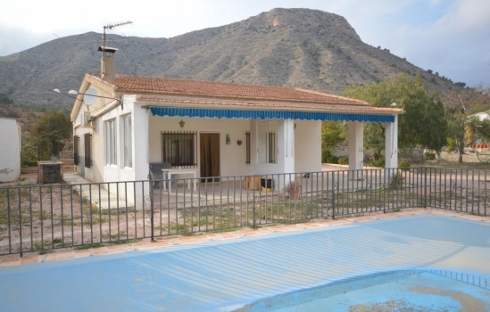 Alquilar una casa de campo con piscina en Aspe , 500€