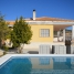 Chalet independiente en Petrer (Alicante) con piscina