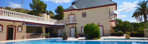 Villa de lujo con piscina en Jumilla (Murcia).​Alquiler vacacional, precio 450€ por dia