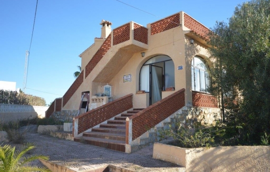 Villa zum Verkauf in Calpe (Alicante) 250.000 €