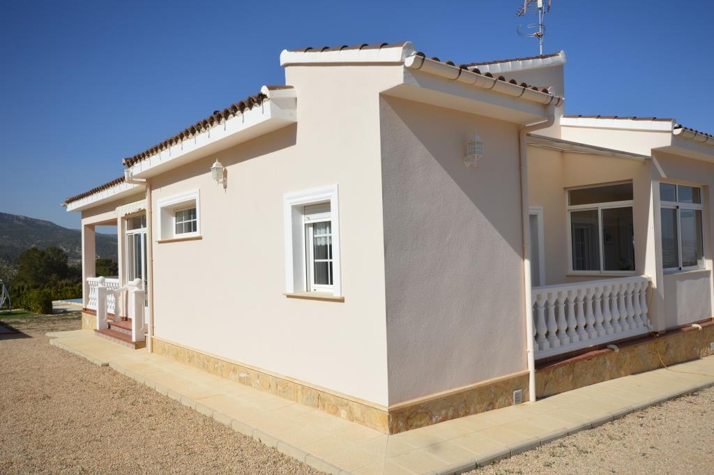 Rent - Villa - Alicante - Castalla