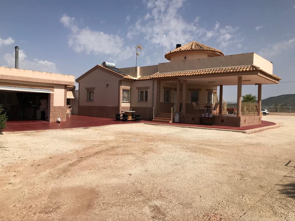  Sale - Villa - Pinoso