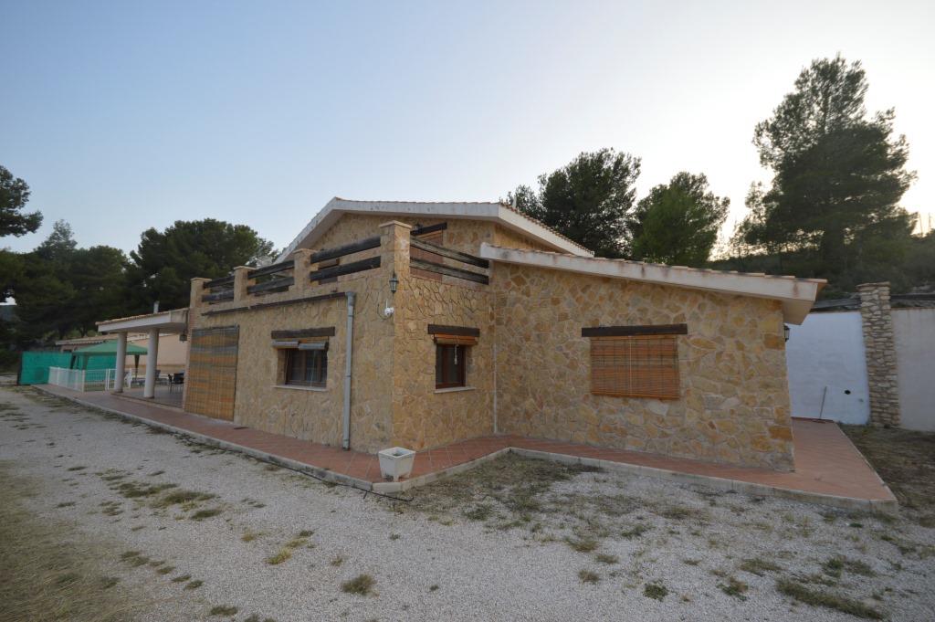 Alquiler  - Chalet - Alicante - Castalla