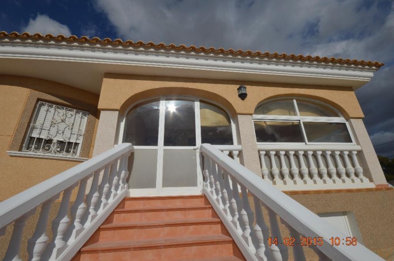 Reventa - Villa - Busot - Urbanizaciones