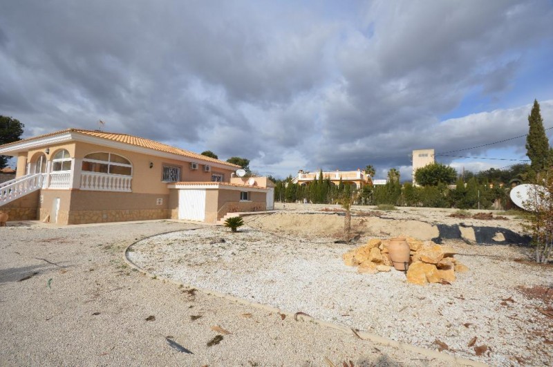 Reventa - Villa - Busot - Urbanizaciones