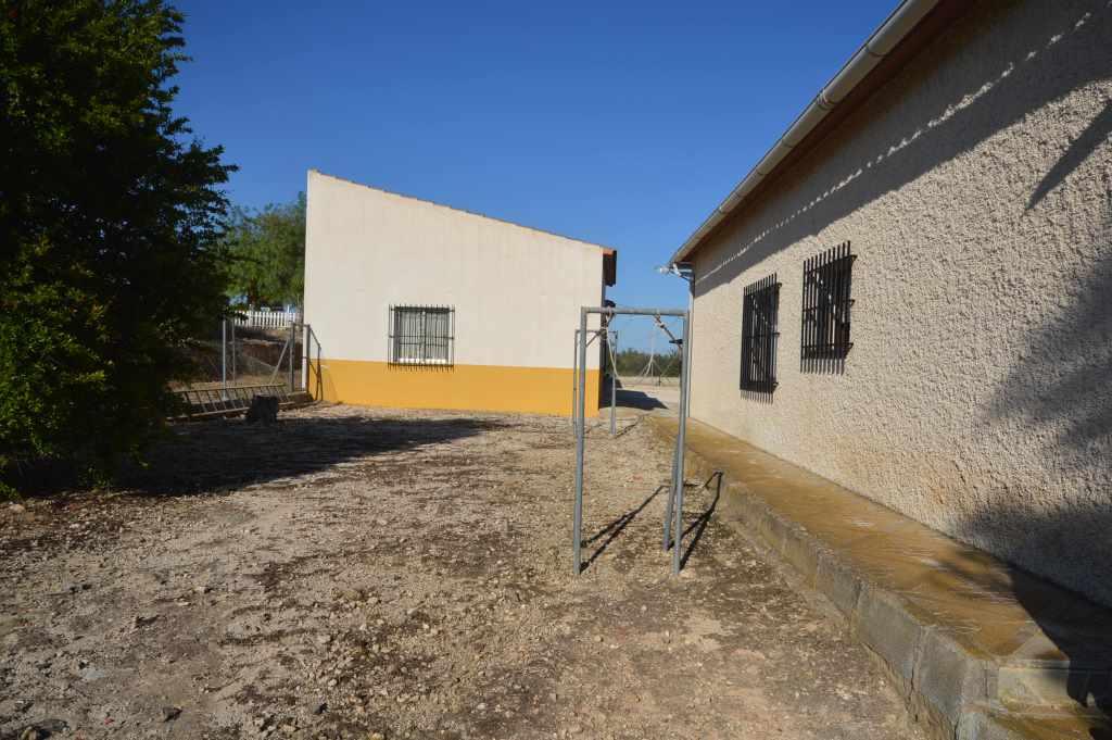 Vente - Villa - Hondon de las Nieves - Urbanizaciones