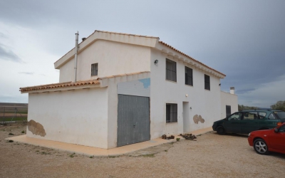 Villa - Rent - Villena - Villena