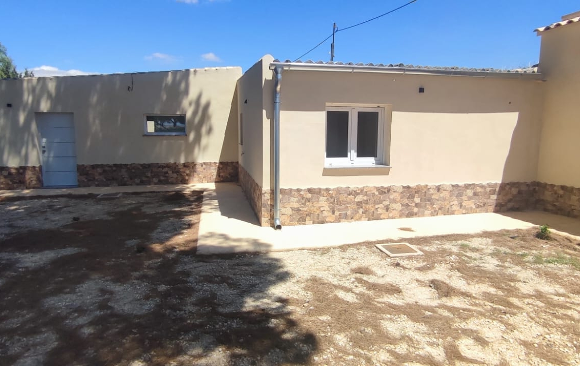 Rent - Villa - Pinoso