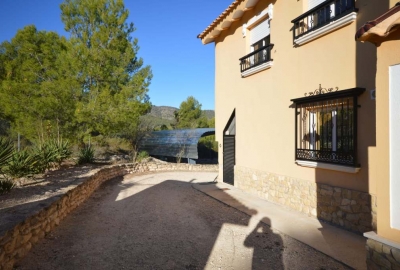 Villa - Rent - Castalla - Castalla