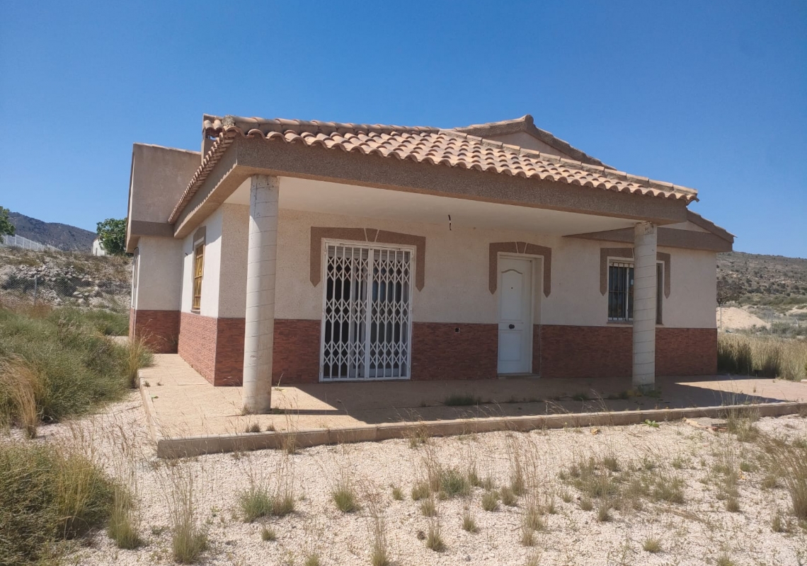 Reventa - Villa - Fortuna