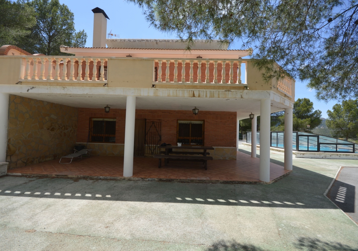 Alquiler  - Villa - Alicante - Castalla