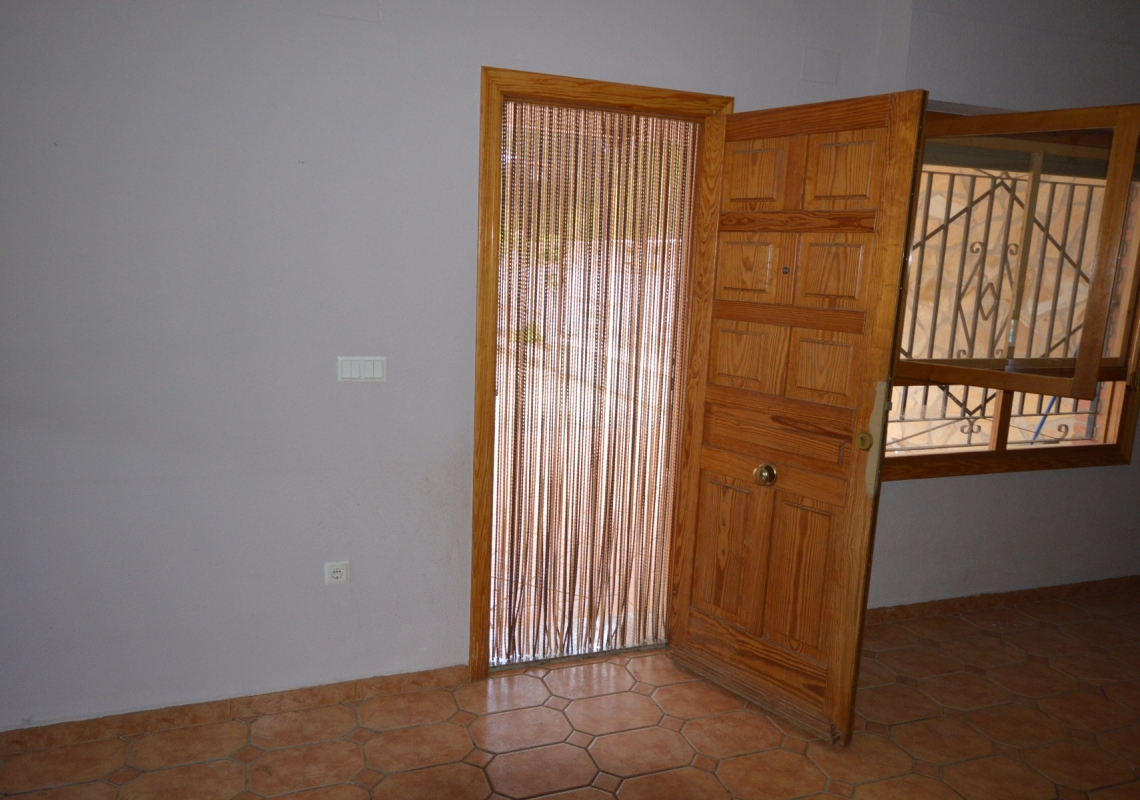 Alquiler  - Villa - Alicante - Castalla