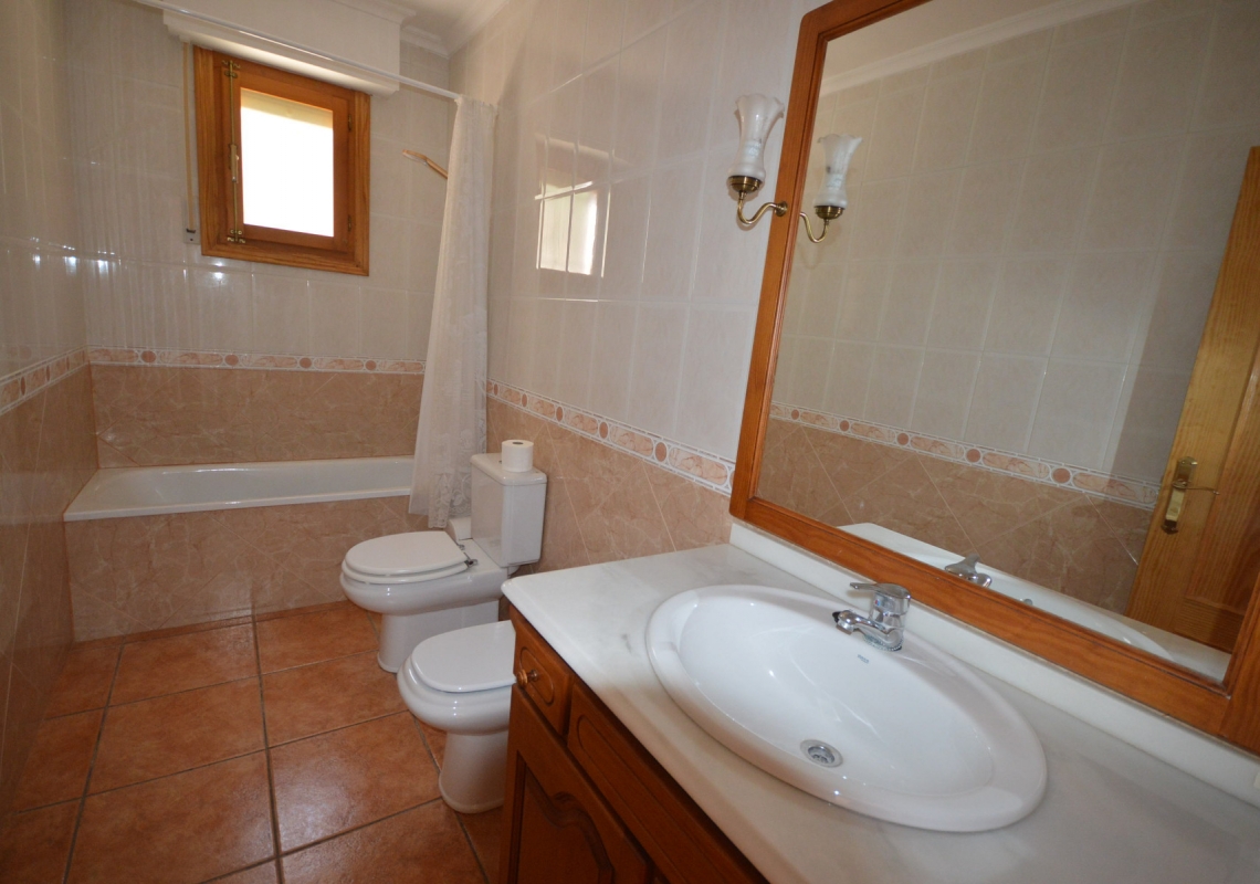 Alquiler  - Villa - Alicante - Castalla