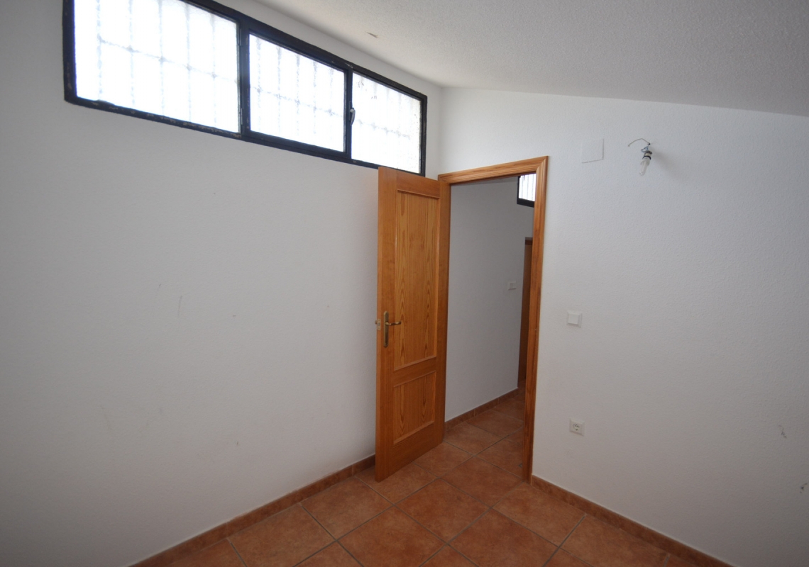 Alquiler  - Villa - Alicante - Castalla