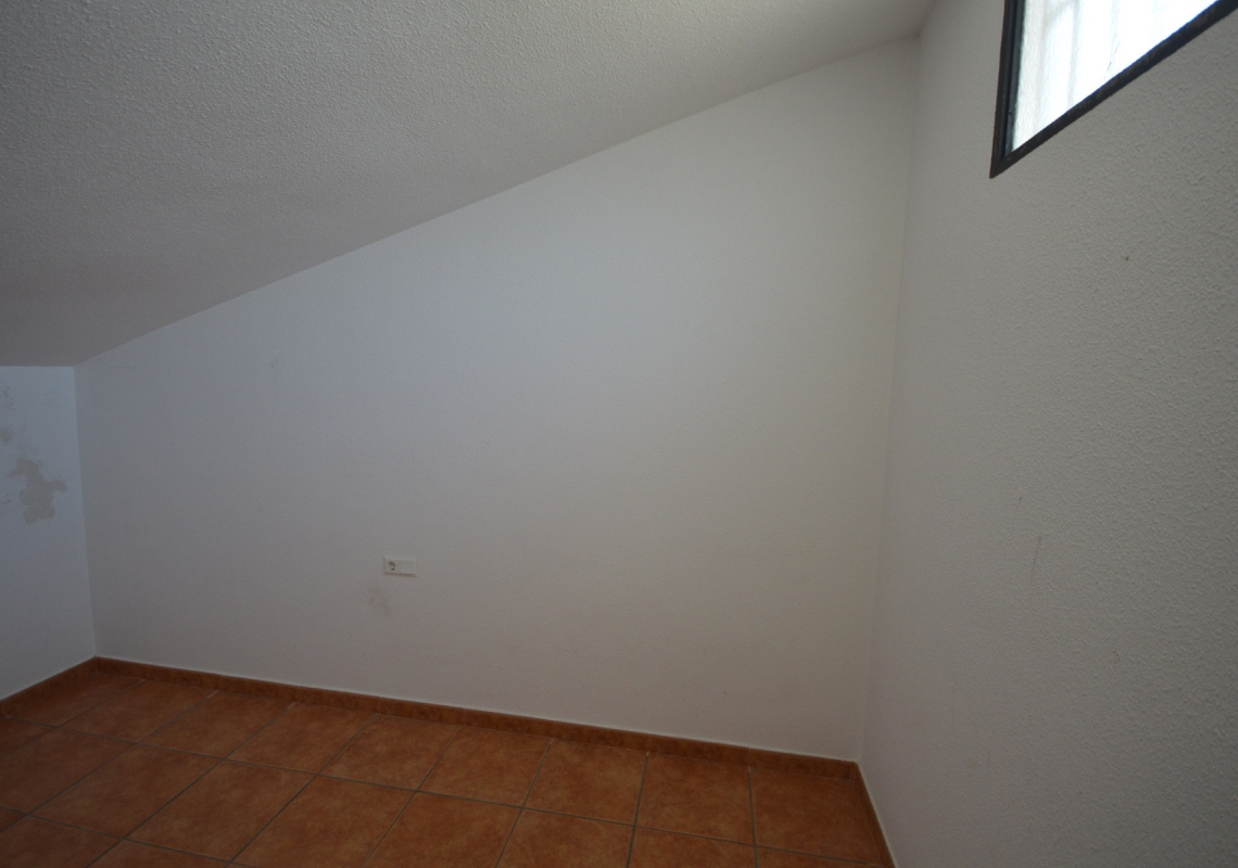 Alquiler  - Villa - Alicante - Castalla