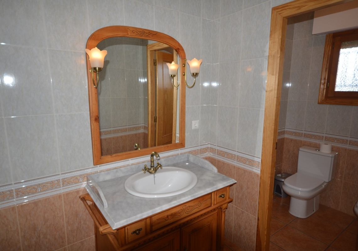 Alquiler  - Villa - Alicante - Castalla