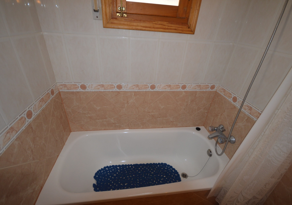 Alquiler  - Villa - Alicante - Castalla