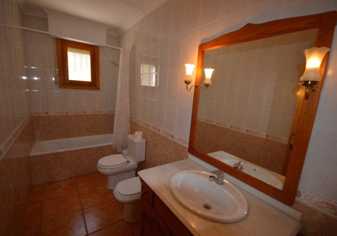 Alquiler  - Villa - Alicante - Castalla