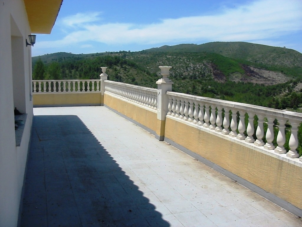 Na sprzedaż - Country House - Alcoy