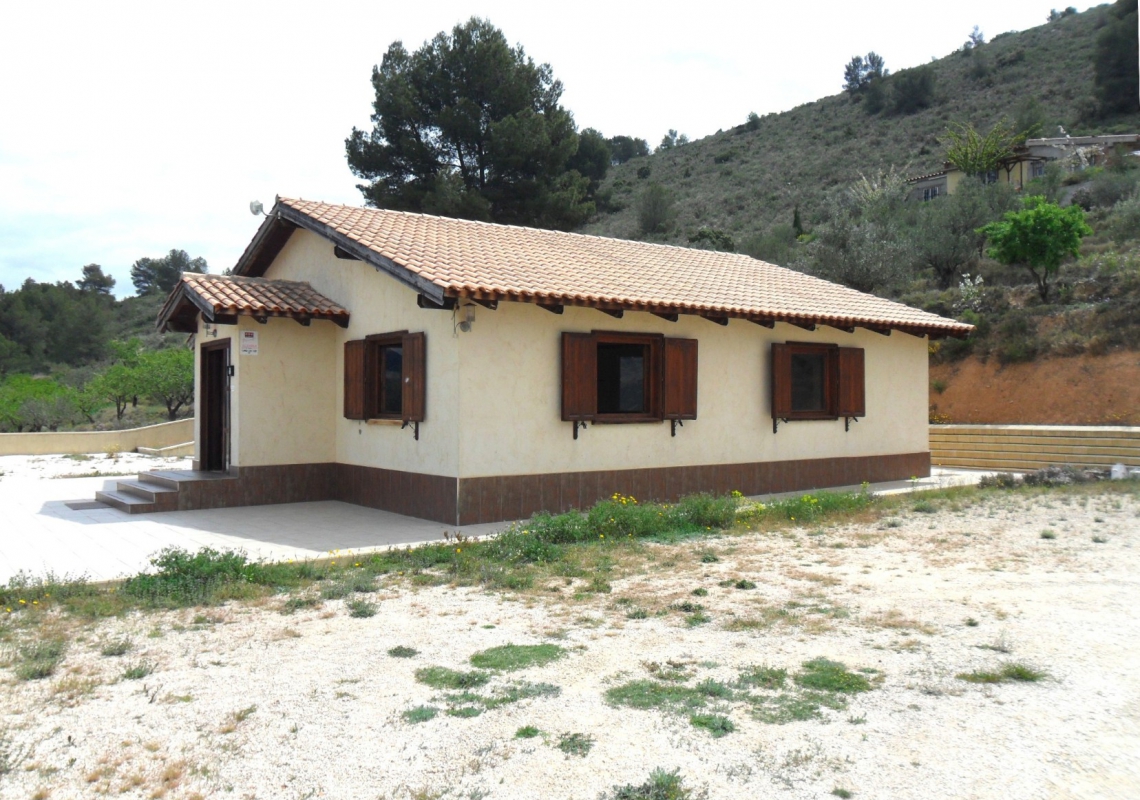 Alquiler  - Villa - Castalla