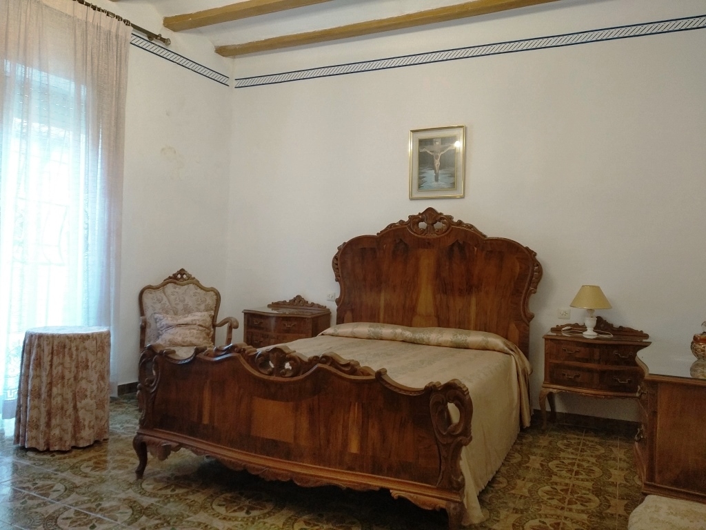  Sale - Town House - Almudaina