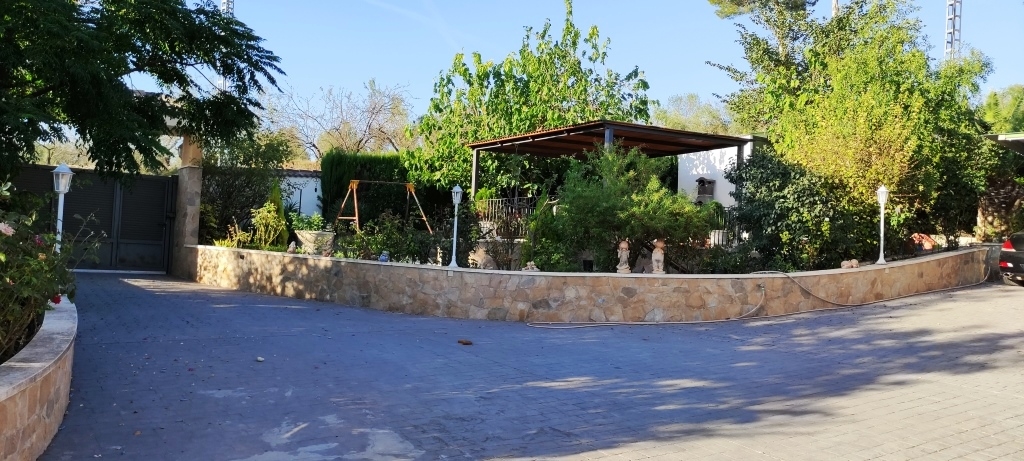  Sale - Villa - Benillup