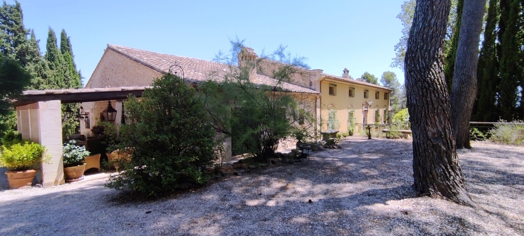  Sale - Finca - Alcoy