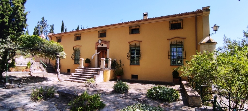  Sale - Finca - Alcoy