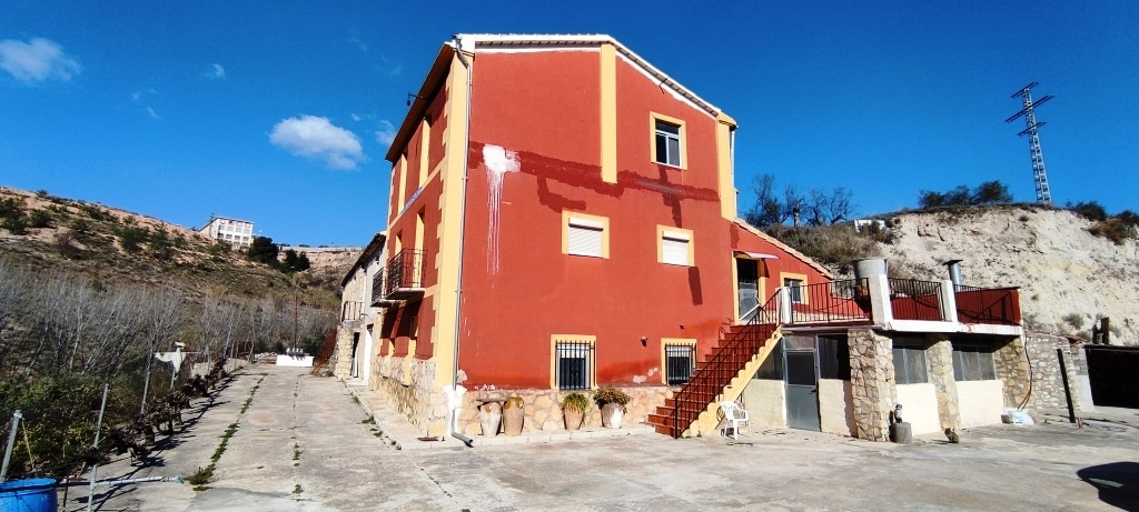 Te koop - Finca - Alcoy