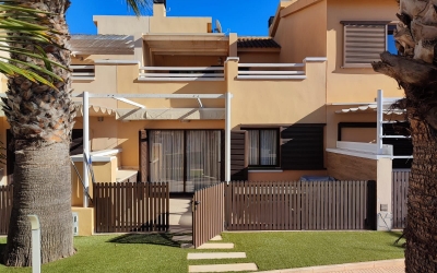 Villa - zu verkaufen - Orihuela Costa - La Zenia
