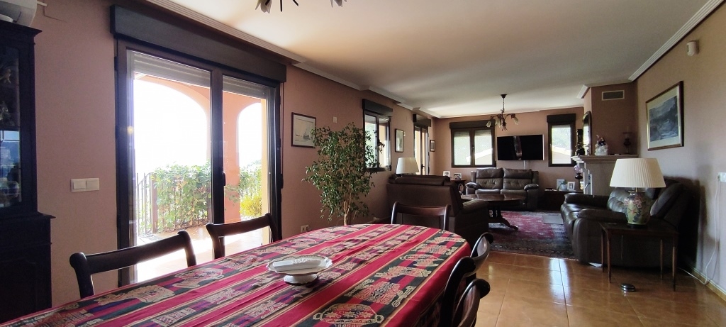  Sale - Villa - Balones