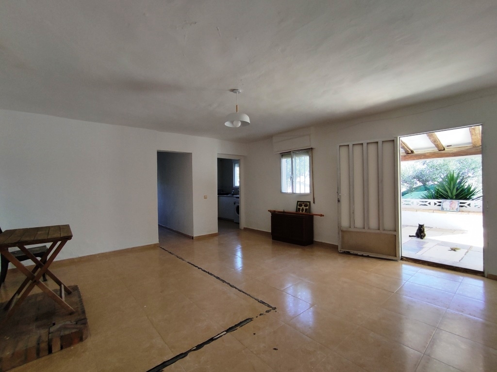  Sale - Country House - Ontinyent