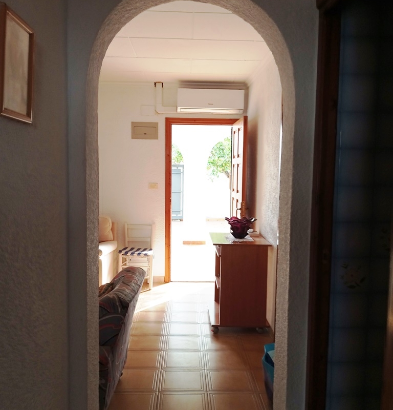 Na sprzedaż - Villa - Oliva