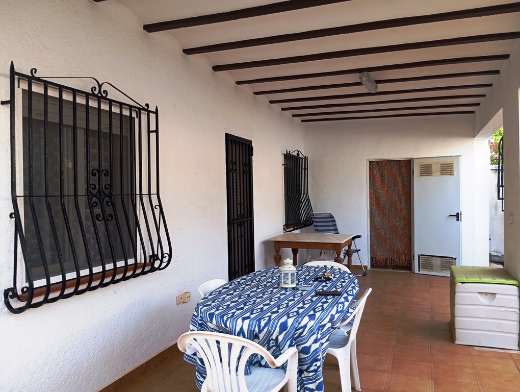 Na sprzedaż - Villa - Oliva