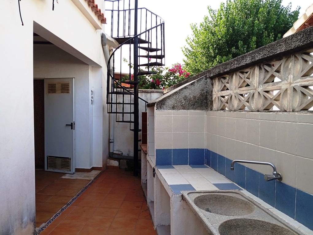 Na sprzedaż - Villa - Oliva