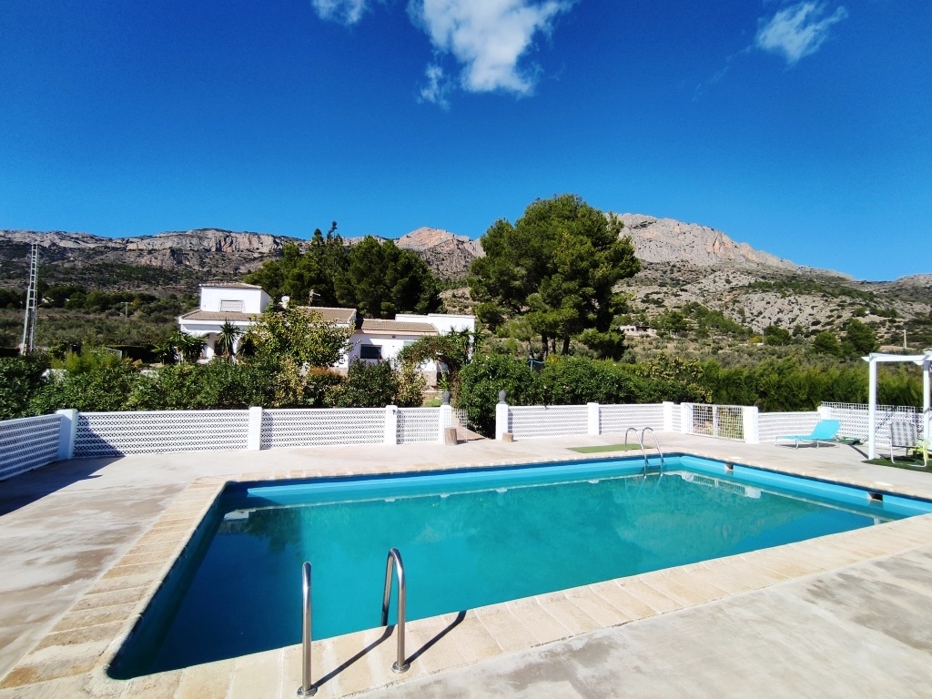  Sale - Villa - Alcocer de Planes