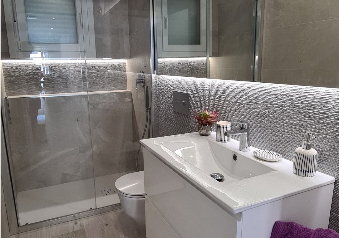 Neue Häuser - Villa - avileses